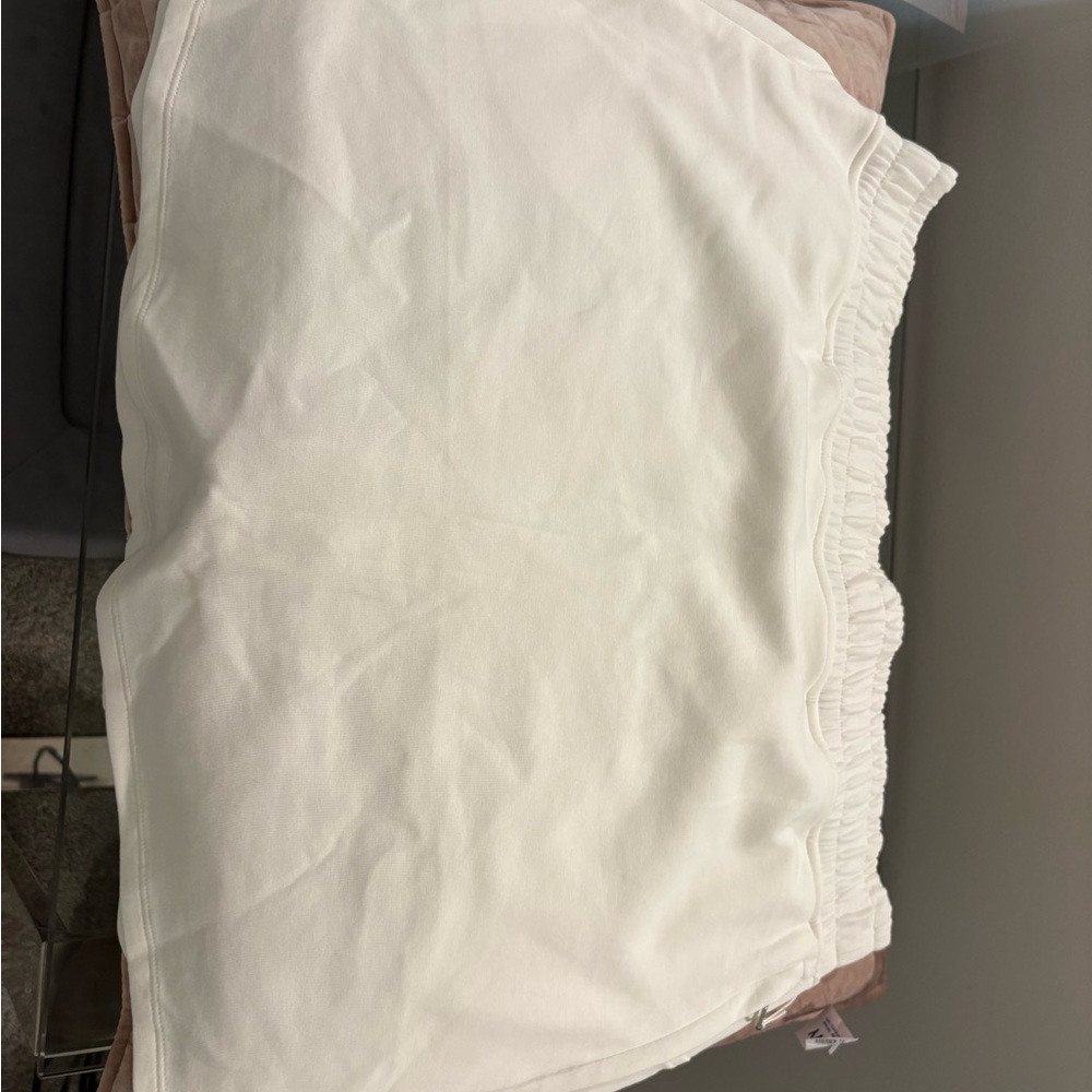 Old Navy Active White Fleece Skort in Dynamic Fleece